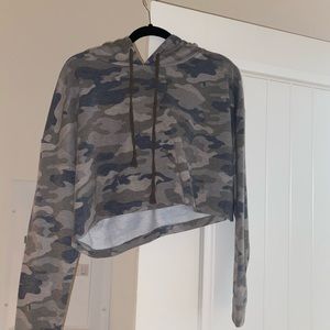 cropped camp hoodie